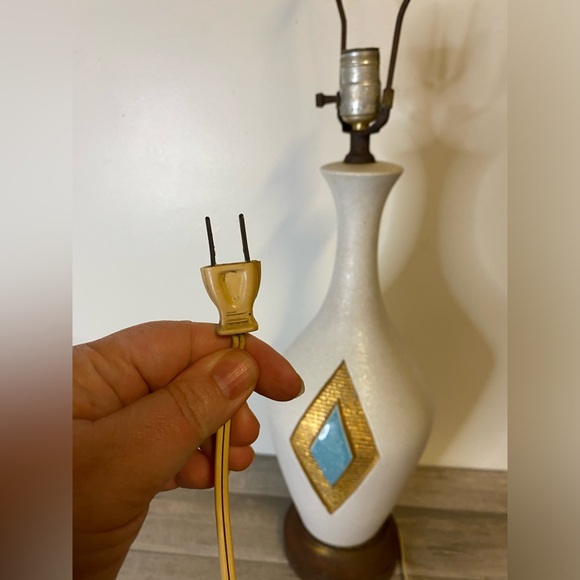 Vintage Mid Century Modern 1960 Quartite Creative Corp. Atomic Era Lamp - Picture 5 of 11